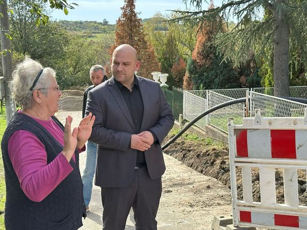 Реконструкција водоводне мреже на више локација на Чукарици