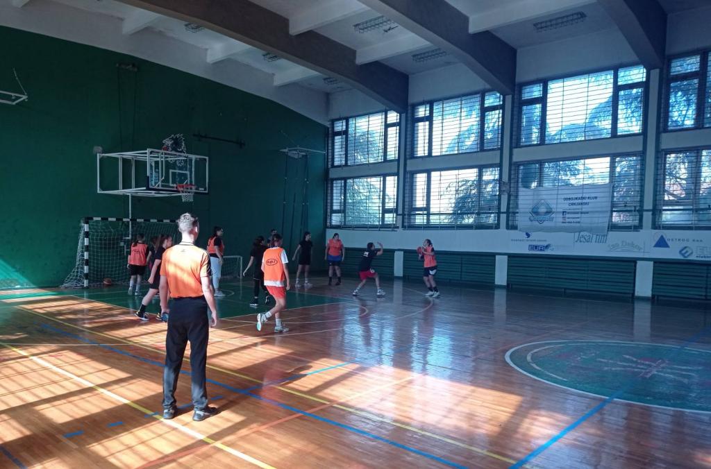 Одржано општинско првенство у кошарци за средње школе